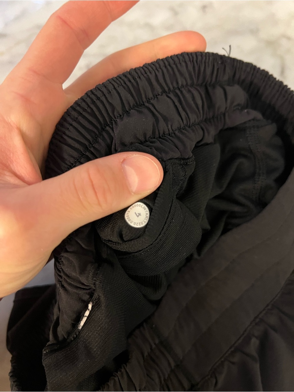 Lululemon black hotty hot long size 4 - Picture 6 of 9